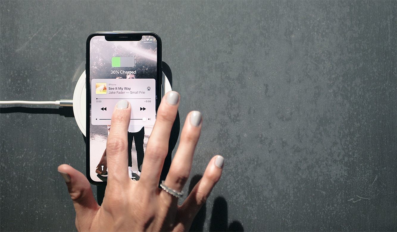 La carga inalámbrica reversible podría llegar a los iPhone, según esta