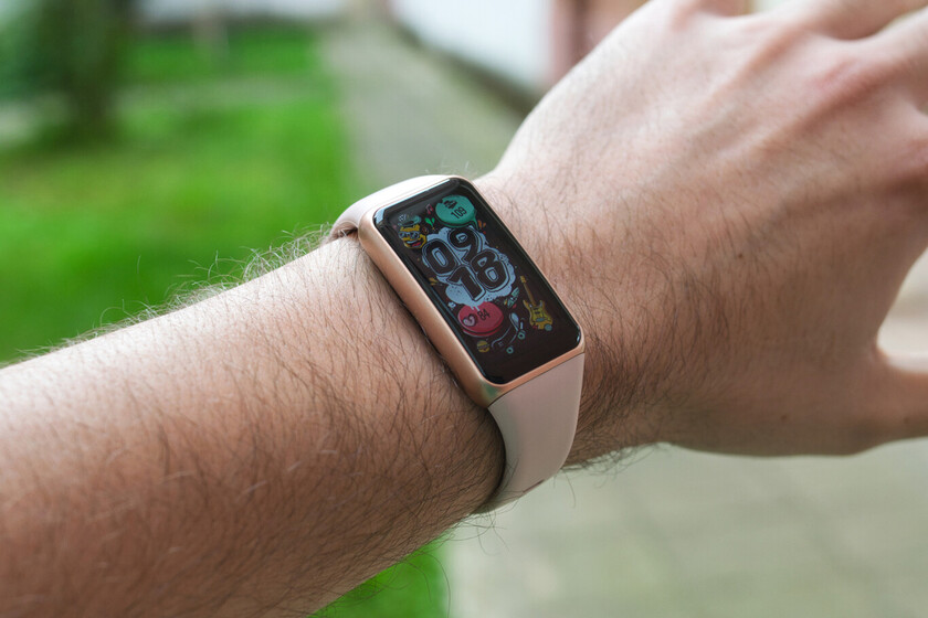 Monitor Your Oxygen With The Huawei Band 6 Activity Bracelet Now With A Discount On Amazon