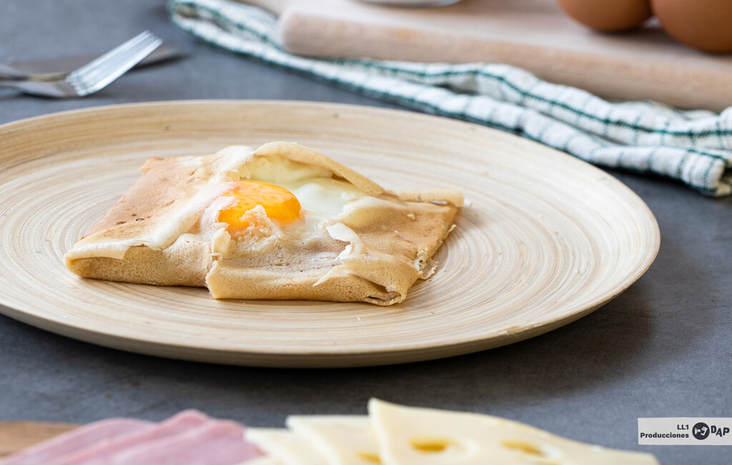 Galette bretonne, receta fácil de crêpe dulce y salada para rellenar