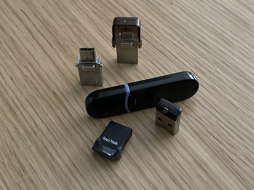 Cómo quitar las protección contra escritura en un USB en