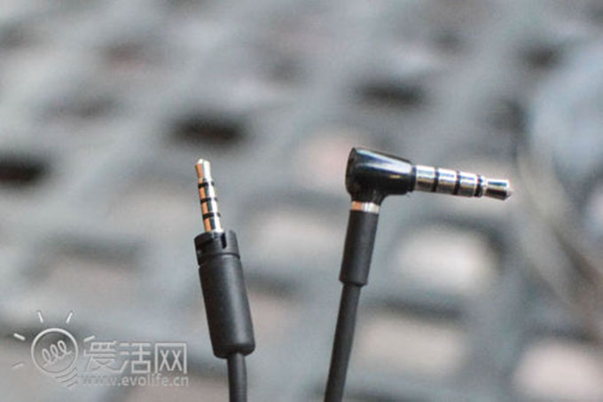 New Monster new DNA Monster DNA On Ear hands-on play