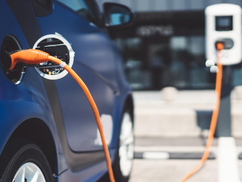 Shell & KElectric Partner to Develop Three EV Charging Stations in