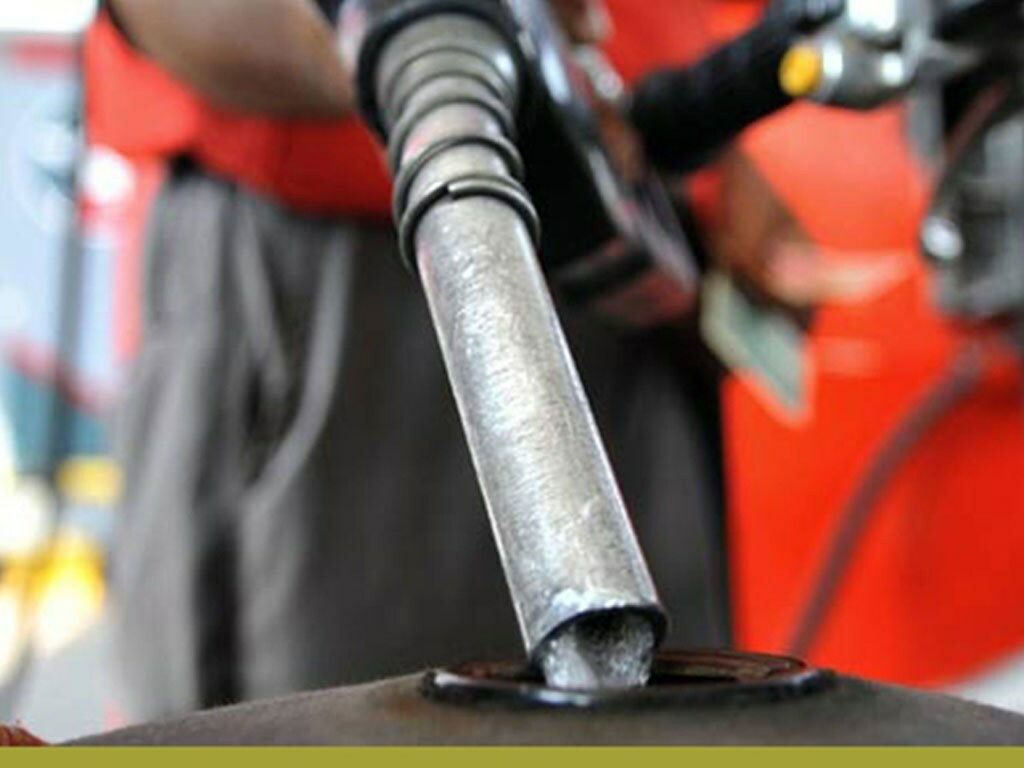 Most petrol pumps in Karachi go on strike Pakistan Business Recorder