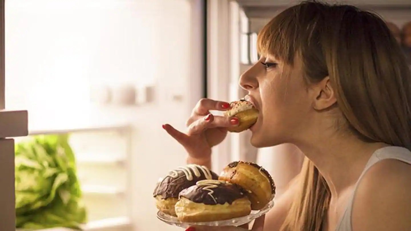 Junk food The best way to stop craving unhealthy foods
