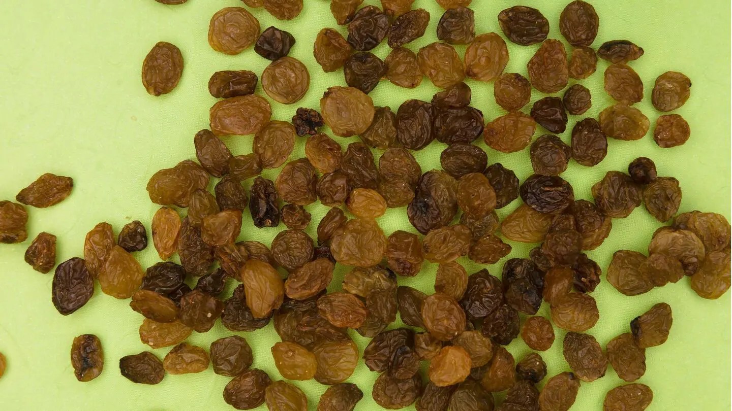 From sleep to immunity, know the health benefits of raisins