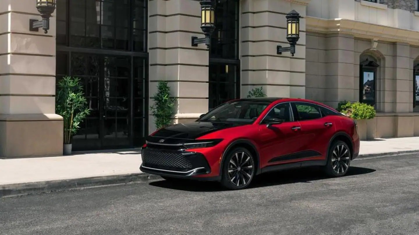 2023 Toyota Crown Hybrid Sedan Breaks Cover In The Us | Newsbytes