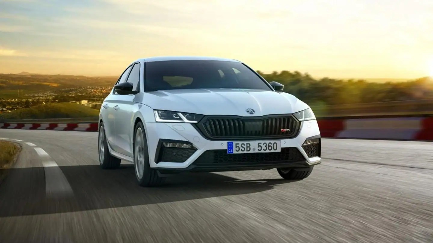octavia rs 2023 Skoda Octavia Rs Iv Will Arrive In India By Mid-2023 | Newsbytes