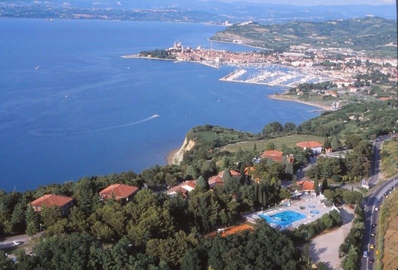 Izola Komplex Belvedere Izola Cestování.cz
