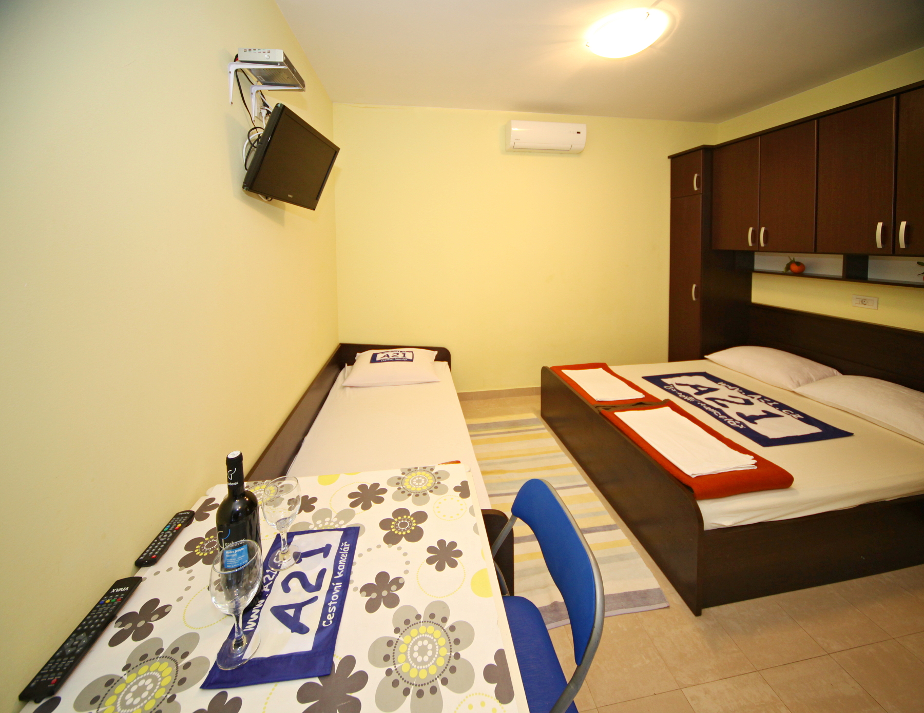 Chorvatsko levně Apartmány ELSA DRVENIK, doprava AUTOBUSEM 2023