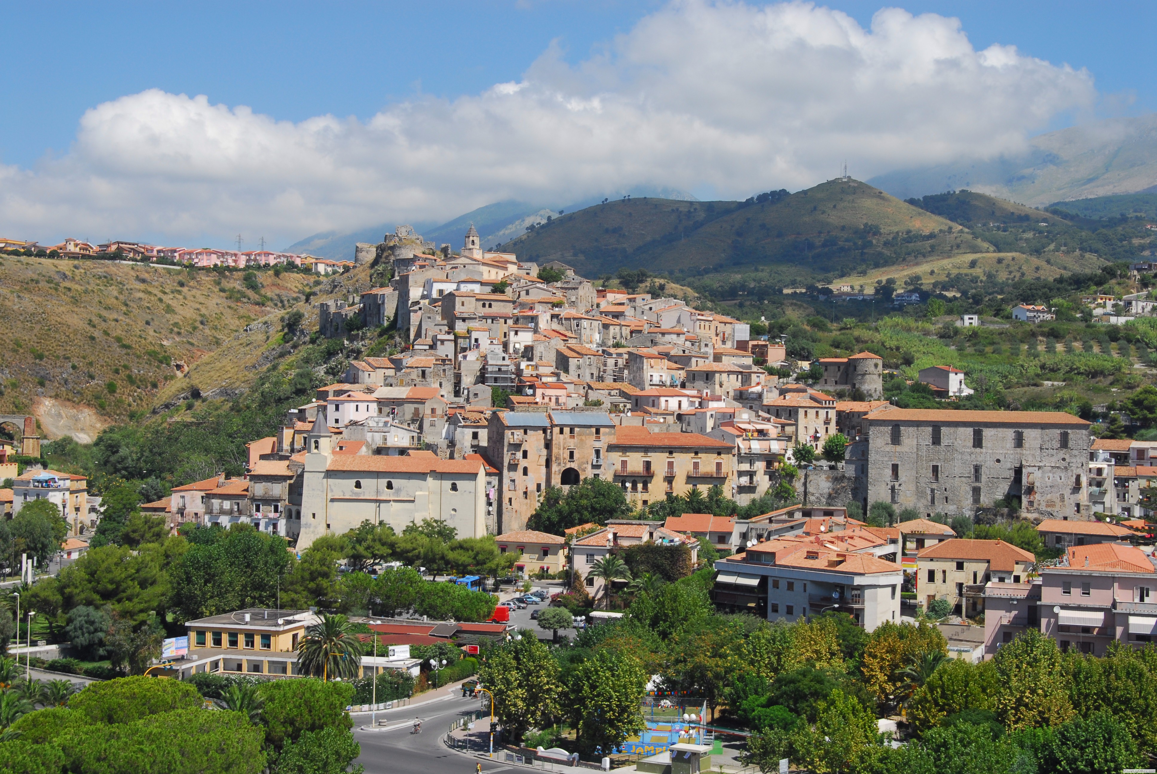 Scalea Consultour specialista na Itálii