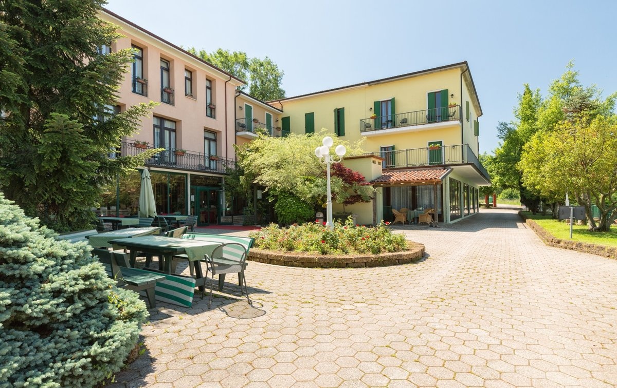 Hotel Jolanda *** San Zeno di Montaga Lago di Garda Consultour