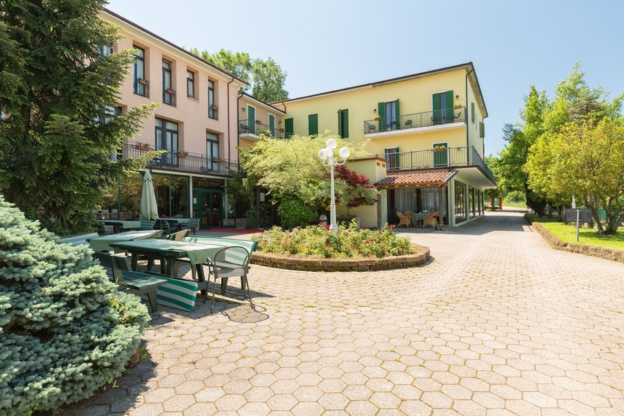 Lago di Garda San Zeno di Montagna PARK HOTEL JOLANDA Cestování.cz