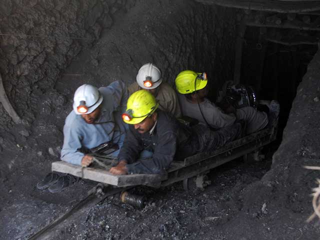 Rs900 million for Thar coal power project Pakistan