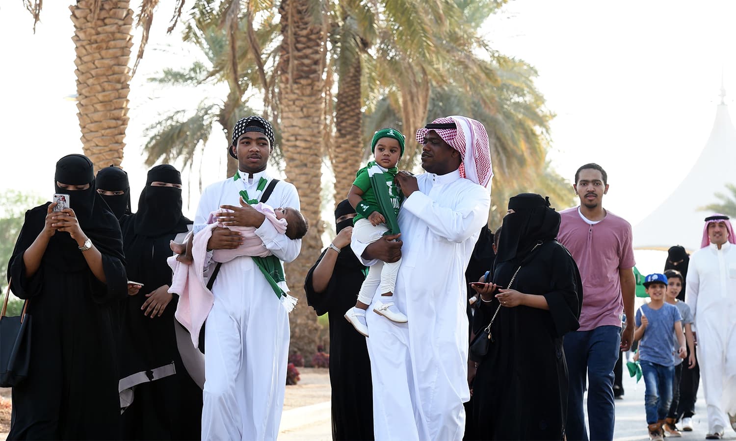 Women allowed to attend national day celebrations first time in Saudi