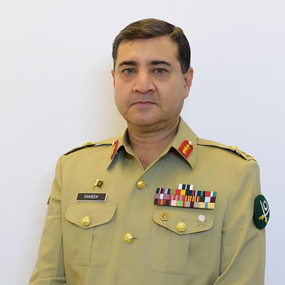 Six major generals promoted to the rank of lieutenant general