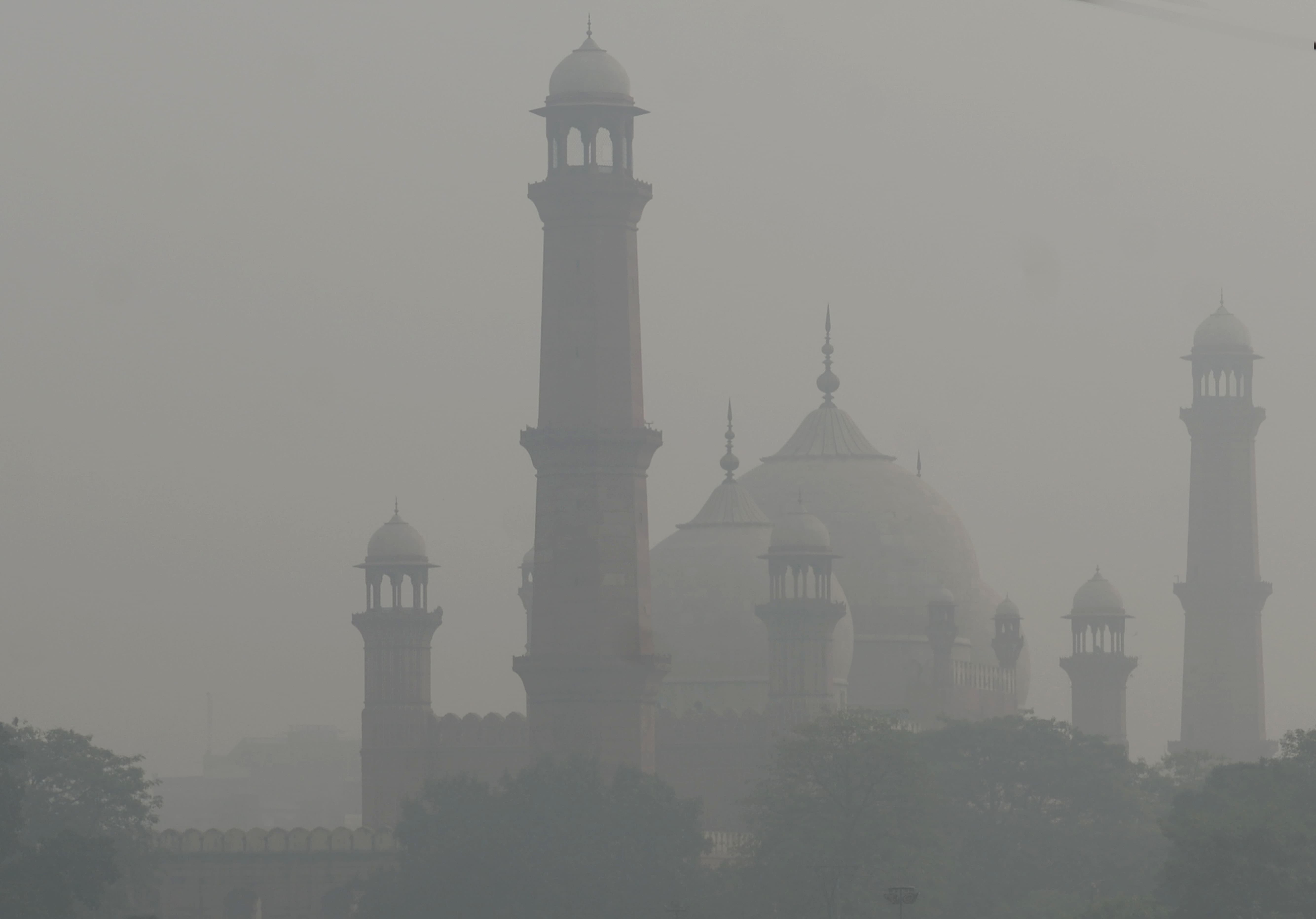 Why Pakistan needs to deal with air pollution on an emergency footing
