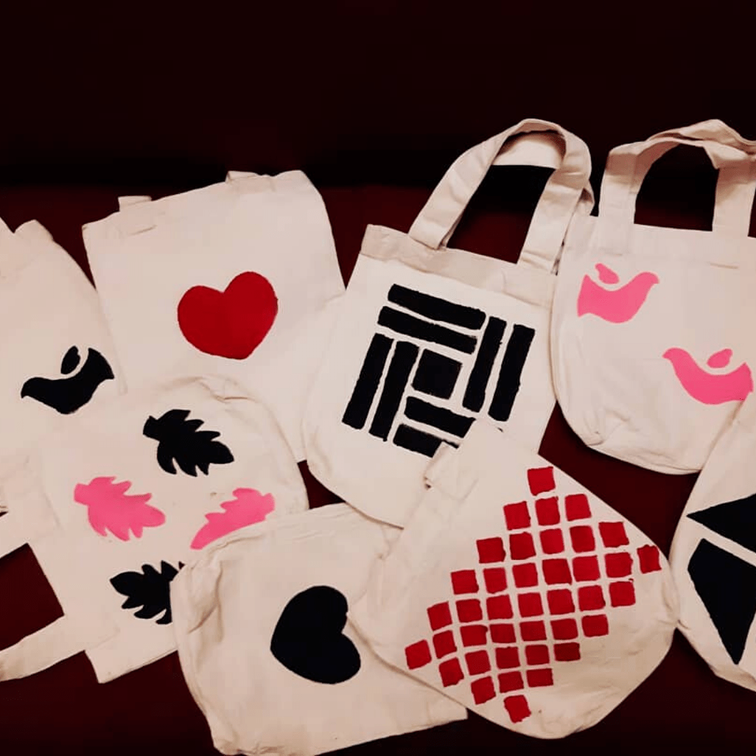 Looking to buy a tote bag? These Pakistani brands will leave you spoilt