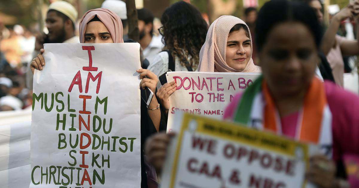 Minorities commission discusses problems faced by Muslims in India Pakistan