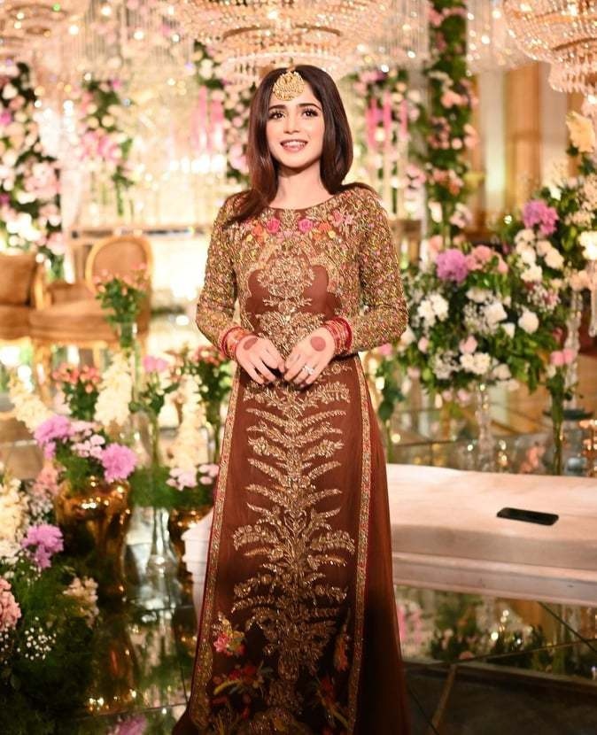 Aima Baig's glamorous outfits from her sister's wedding festivities are