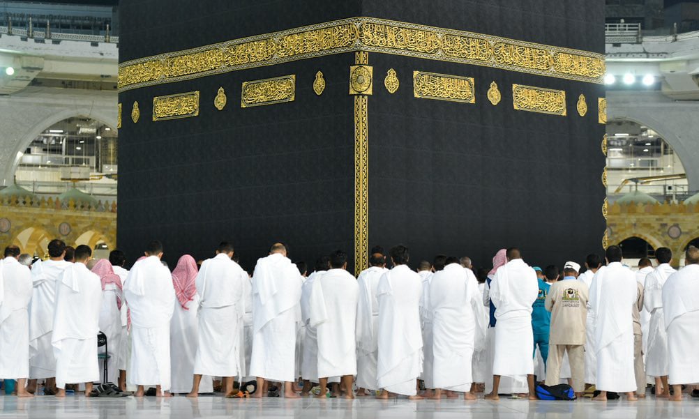 In pictures Worshippers pray shouldertoshoulder in Makkah's Grand