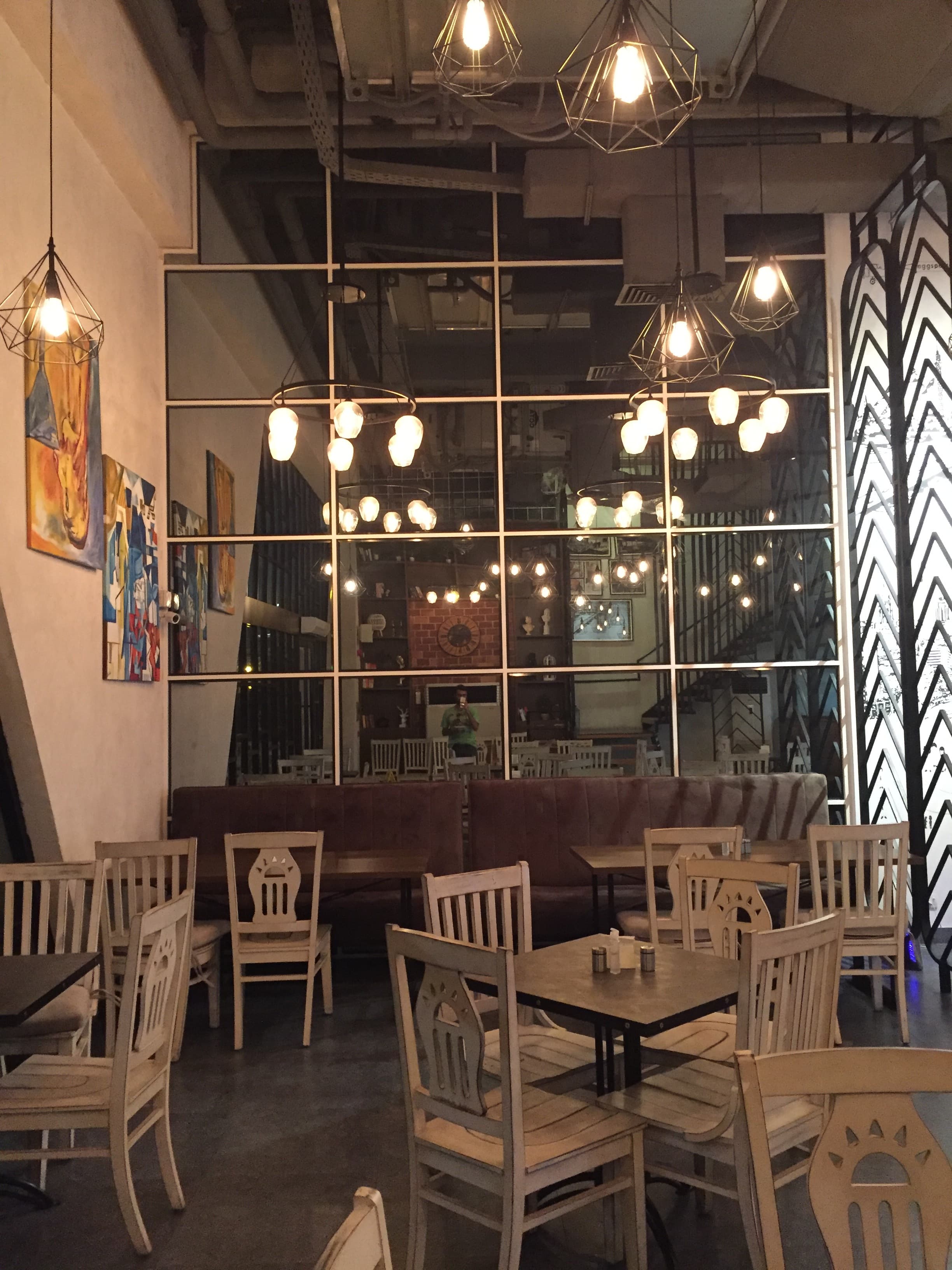 Is Eggspectation Lahore's new goto brunch place? Local Images