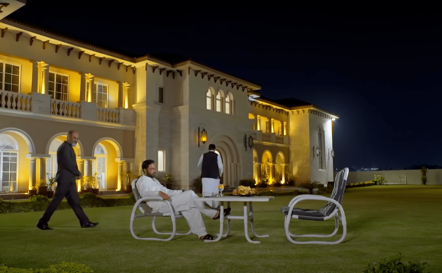 Parizaad's fully furnished house is on sale in Islamabad for Rs600