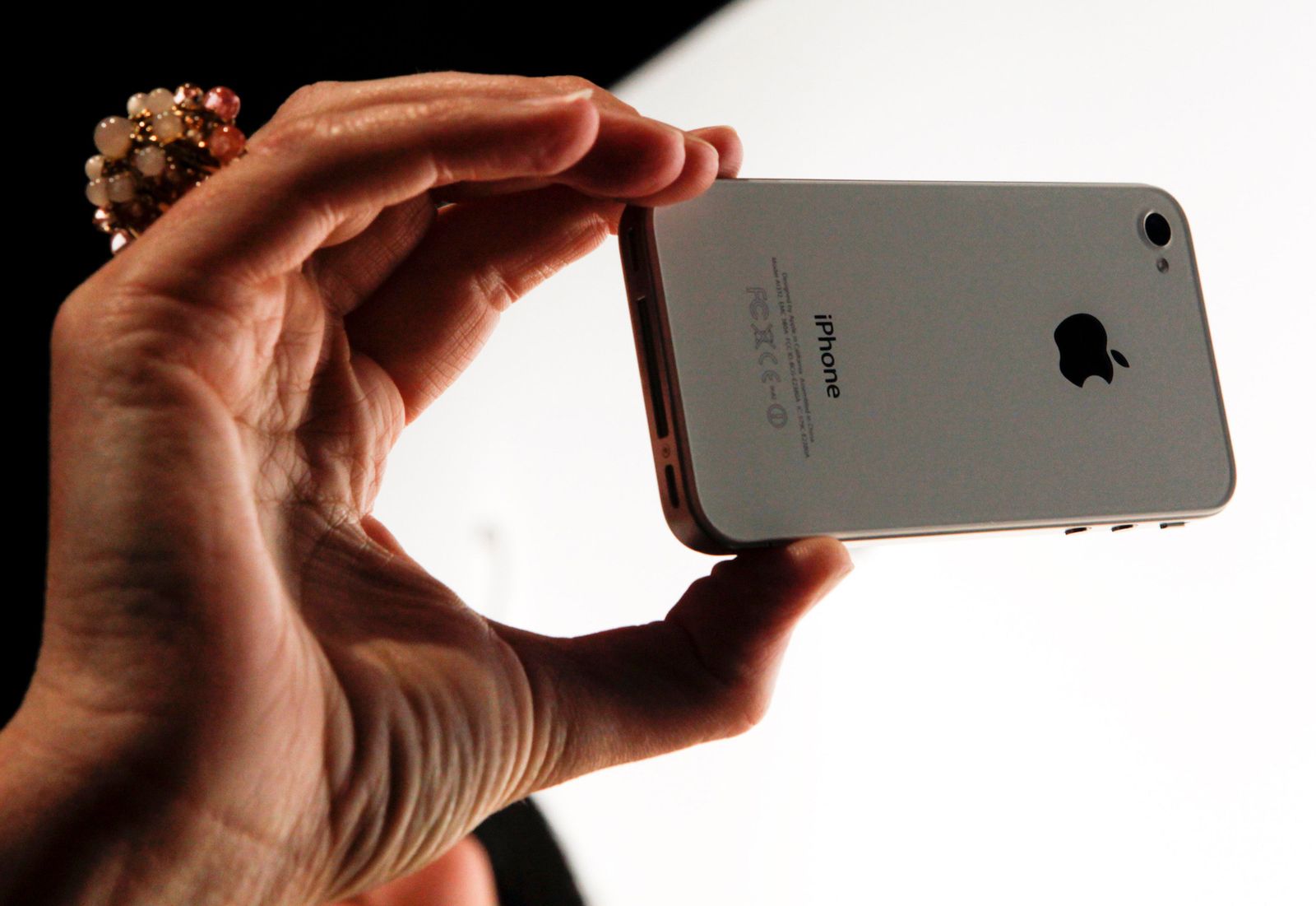 iPhone 4 wiederbelebt Was man mit dem zehn Jahre alten iPhone heute