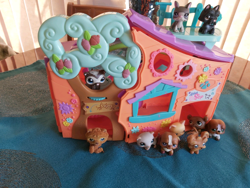 Littlest pet shop club house play set in Swindon, Wiltshire Gumtree
