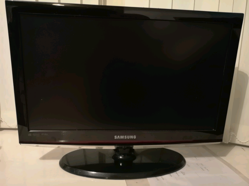 Samsung 22 inch TV in Manchester City Centre, Manchester