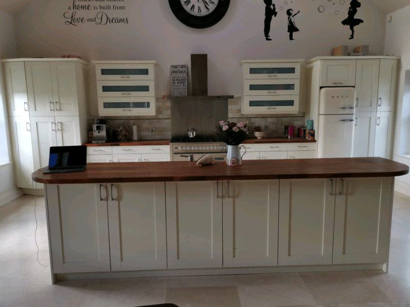 Large cream kitchen with island in Armagh, County Armagh Gumtree