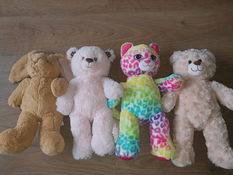 Build a bear teddy bundle, can sell separately in Sutton