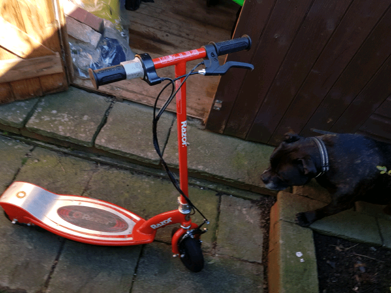 Razor E100 Electric Scooter Red For repair or parts in Coventry