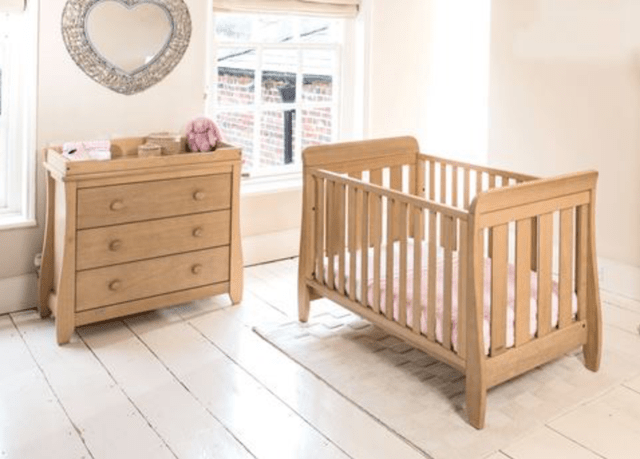 Boori Urbane Baby Cot Bed and Chest of drawers with Change table suite