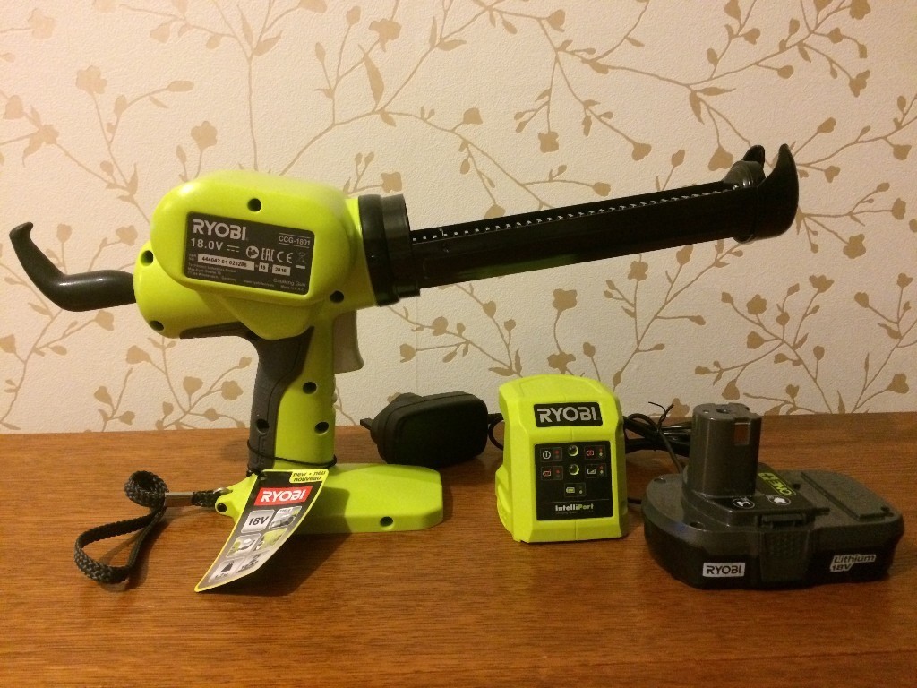 RYOBI 18V ONE+ CAULK GUN (CH1801MHG) in Cambridge, Cambridgeshire