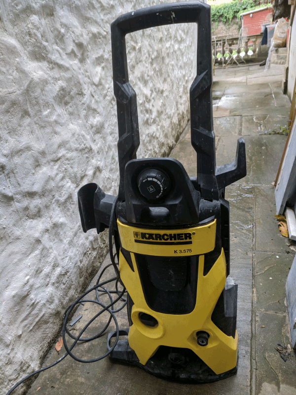 Karcher k3 full control pressure washer for spares or