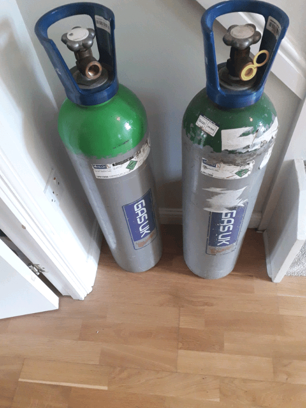 WELDING GAS. X2 20LTR BOTTLES in Amesbury, Wiltshire Gumtree