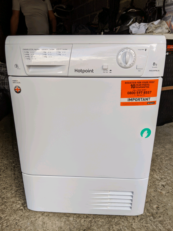 Hotpoint Aquarius Condenser Tumble Dryer, 8kg load in Sutton, London
