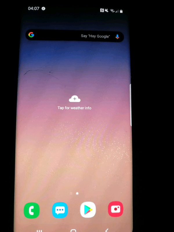 Damaged screen Samsung S8 phone for sale in Radcliffe, Manchester