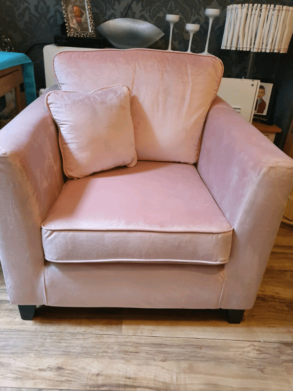 stunning brand new blush pink velvet armchair in Leigh, Manchester