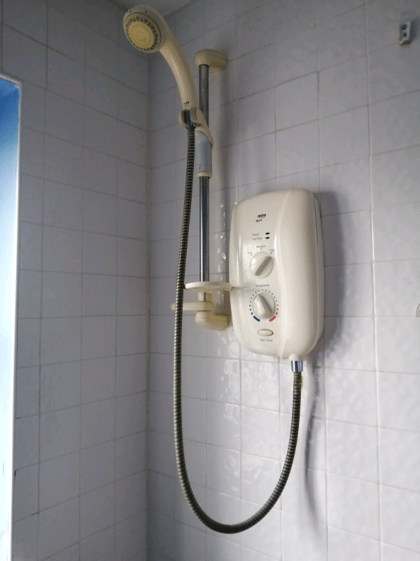 Mira sport electric shower 9Kw in Wishaw, North Lanarkshire Gumtree
