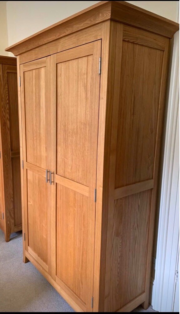 Solid oak wardrobe excellent quality and condition in Wembley, London