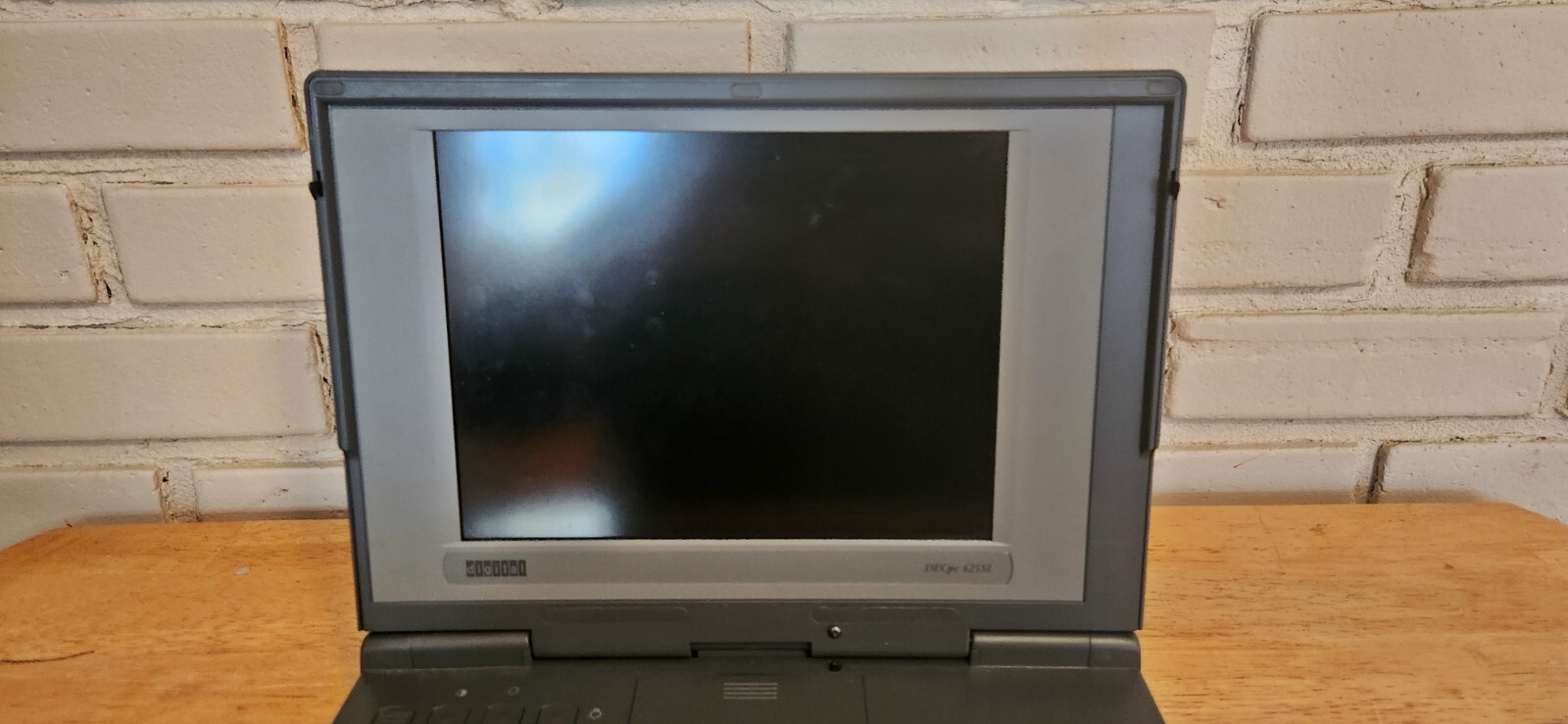 Vintage 486 Laptop Digital Equipment Corp DECpc425sl eBay