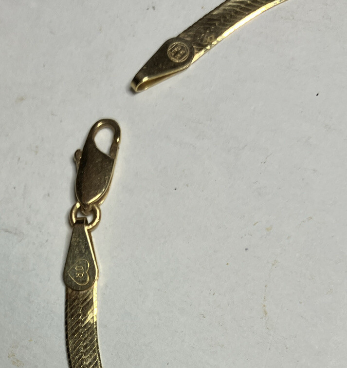 14k yellow gold herringbone V necklace 2 sided 16" chain 6.8 Grams