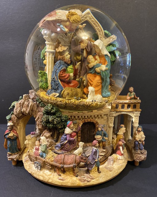 Kirkland Signature Musical Water Globe Revolving Base Snow Globe