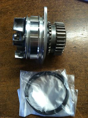NEW OEM NISSAN / INFINITY WATER PUMP WITH SEALS - 350Z / G35 2003-2007
