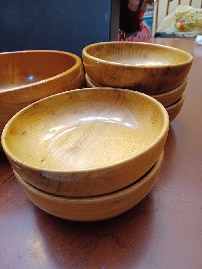 Natural Oregon Myrtlewood Salad Bowl Set 8 Piece Set Trinket Bowls