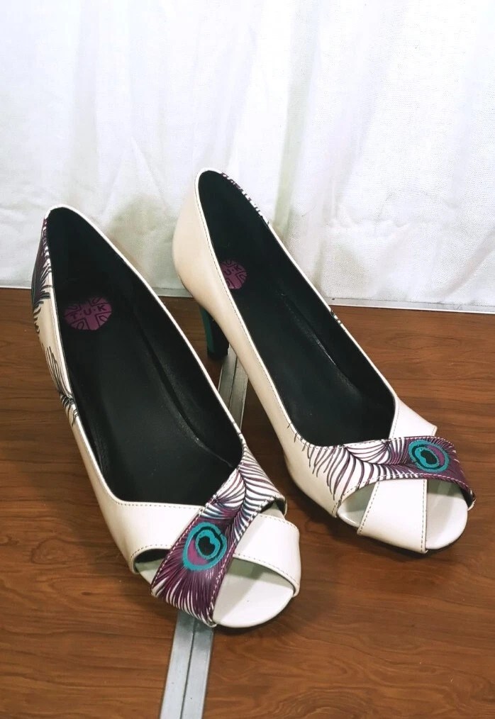 Tuk Peacock Feather Heels