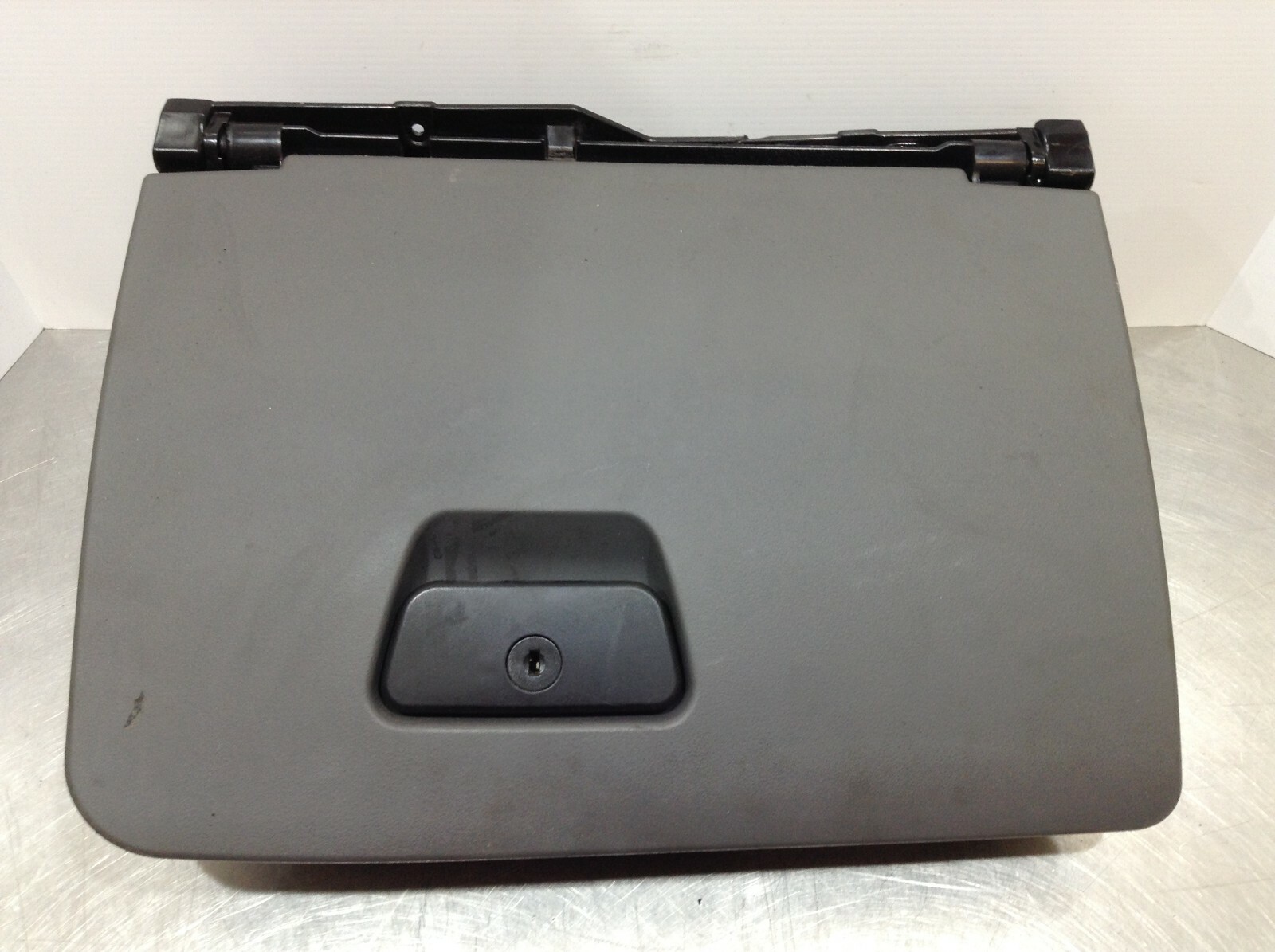 2003 2008 BMW Z4 Glove box P/N 77320110 eBay