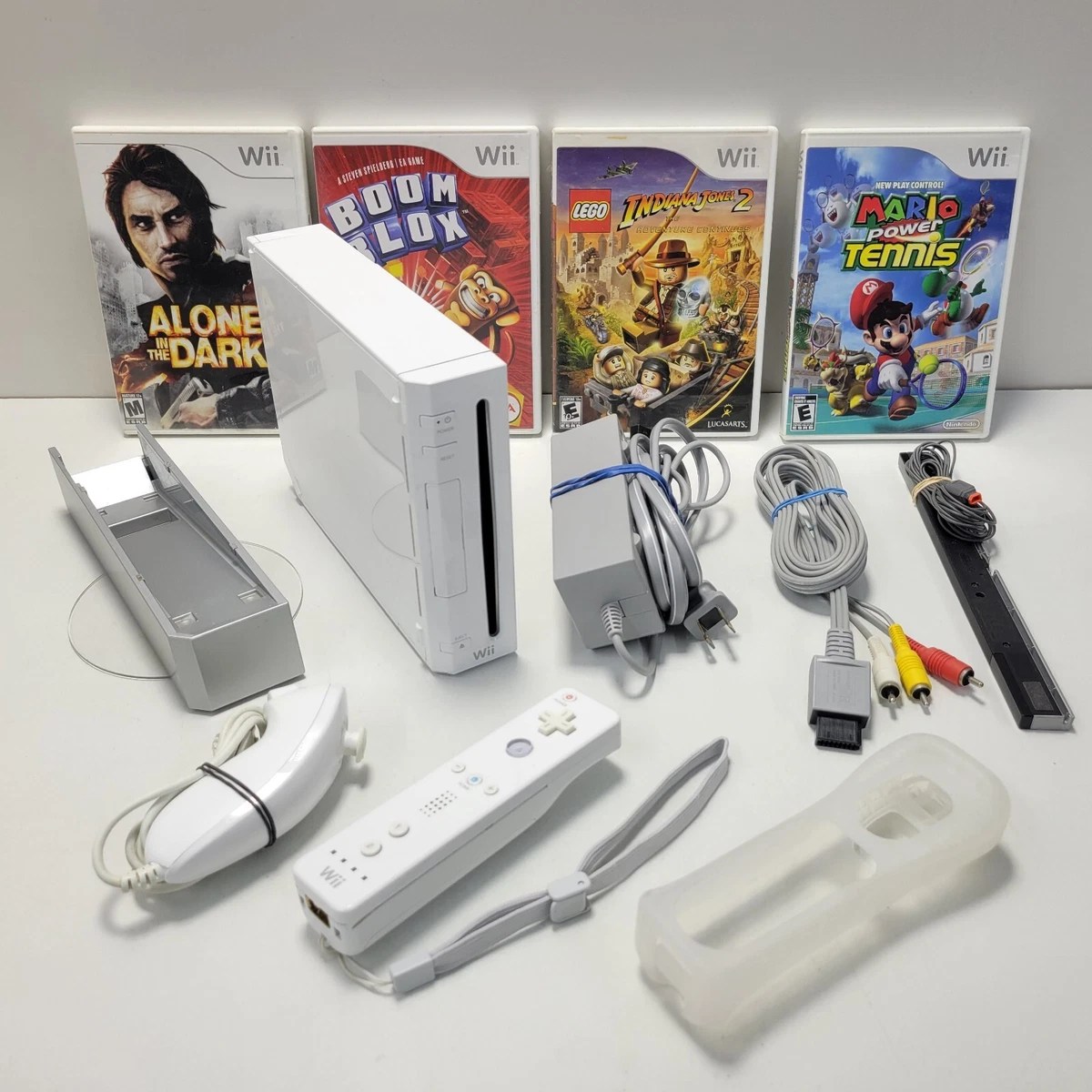 Nintendo Wii Console with Wii Sports (GameCube Compatible) TESTED www