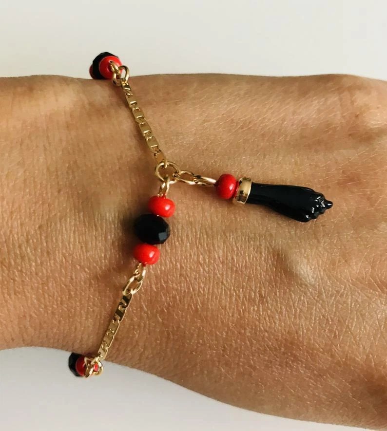 Details more than 79 corales bracelet for baby girl best in.duhocakina